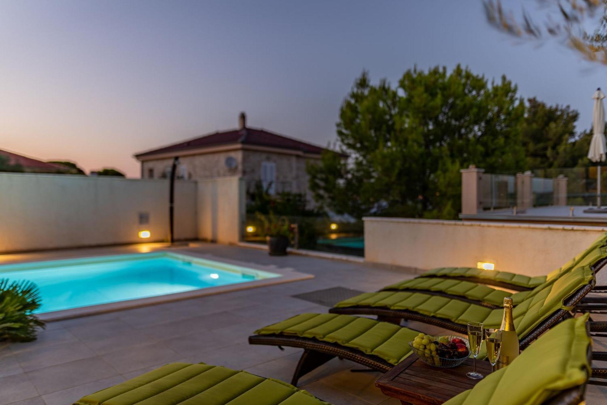 Villa Tatijana Zadarvillas กูกลีตซา ภายนอก รูปภาพ
